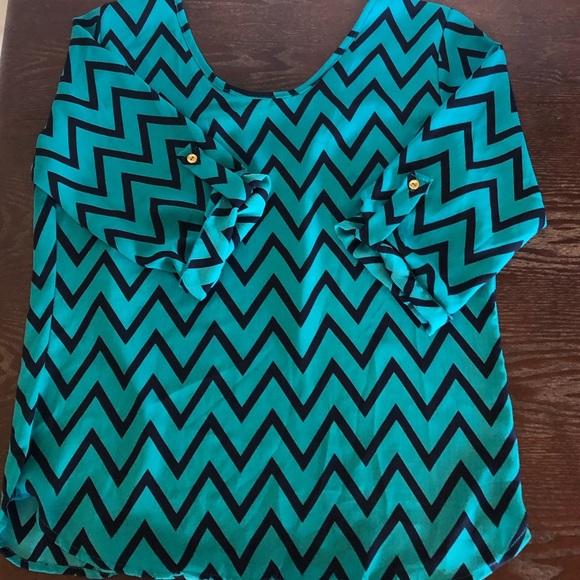 ⚡️A’Gaci Teal Design Top⚡️ - Picture 3 of 3